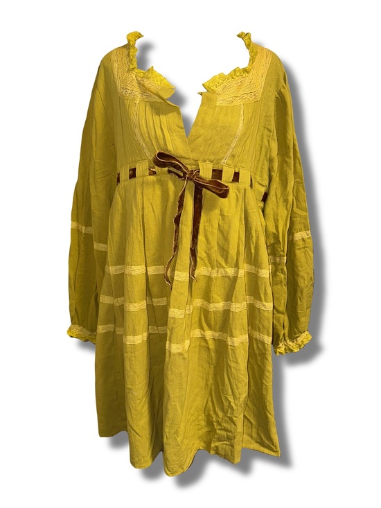 Dresses & Skirts - Chartreuse Green Vintage-Inspired Lace Trim Dress